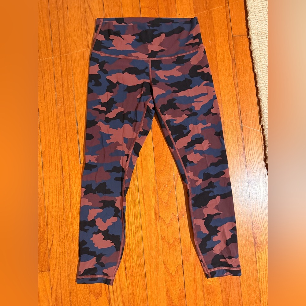 Lululemon WunderUnder Size 8